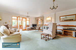Living Room- click for photo gallery